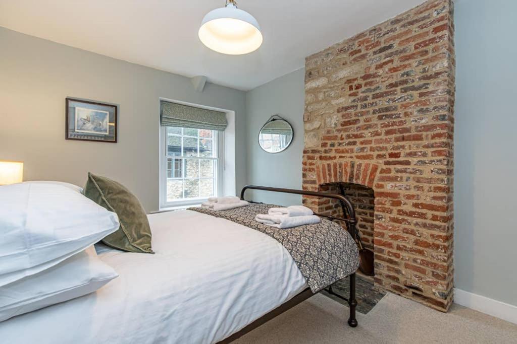 Oxfordshire Living - The Bowler Hat Cottage - Woodstock Eksteriør bilde