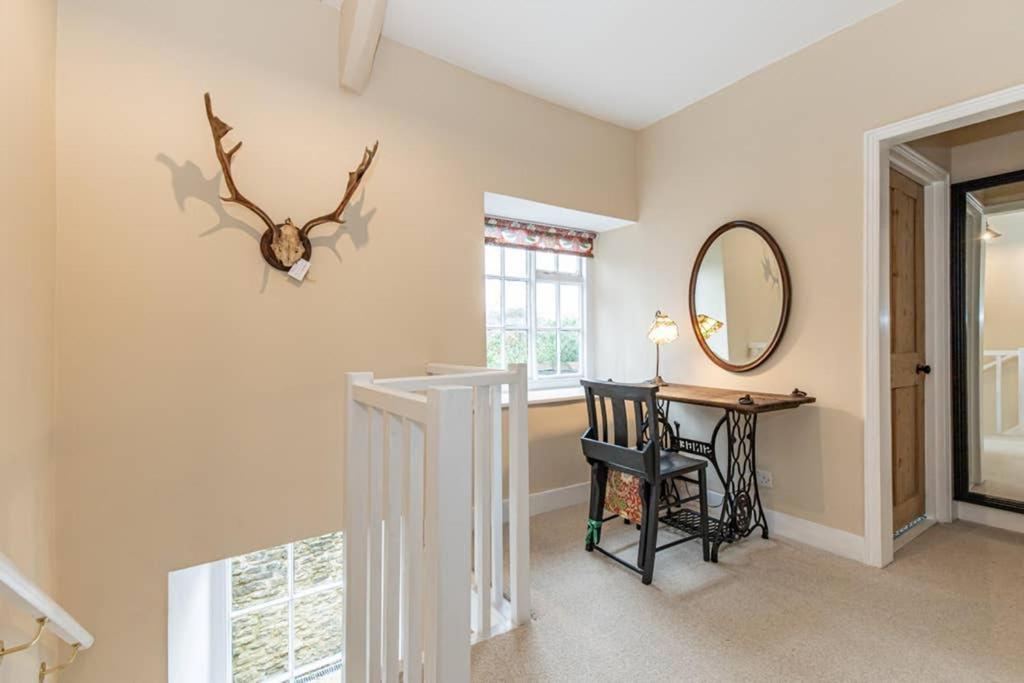 Oxfordshire Living - The Bowler Hat Cottage - Woodstock Eksteriør bilde